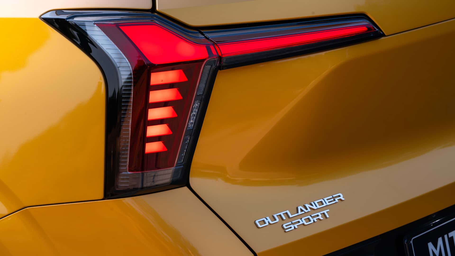 Nouveau Mitsubishi Outlander Sport - Voitures neuves au Sénégal